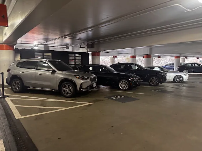 SIXT Rent a Car Washington National Airport Picture 8
