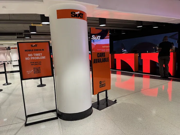 SIXT Rent a Car Washington National Airport Picture 5
