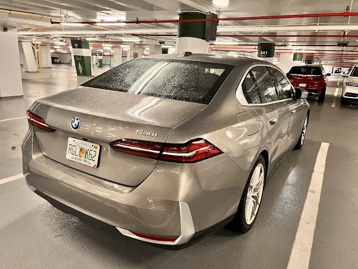 SIXT Rent a Car Washington National Airport Picture 1