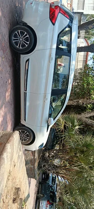 Safari Car Rental Picture 5