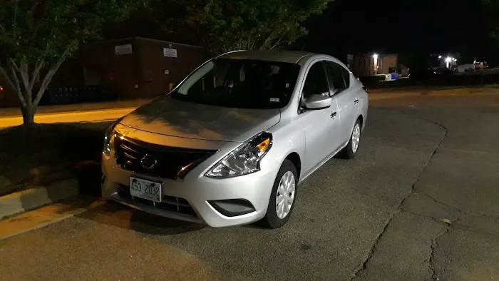 Enterprise Rent-A-Car Picture 3