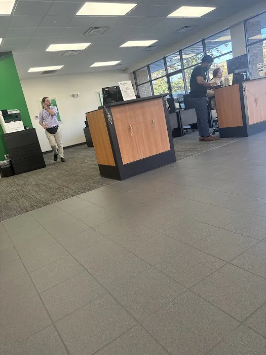 Enterprise Rent-A-Car Picture 6