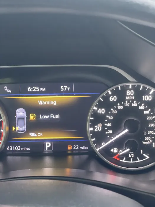 Hertz Car Rental - Landover Hills - East West Lincoln Hle Picture 2