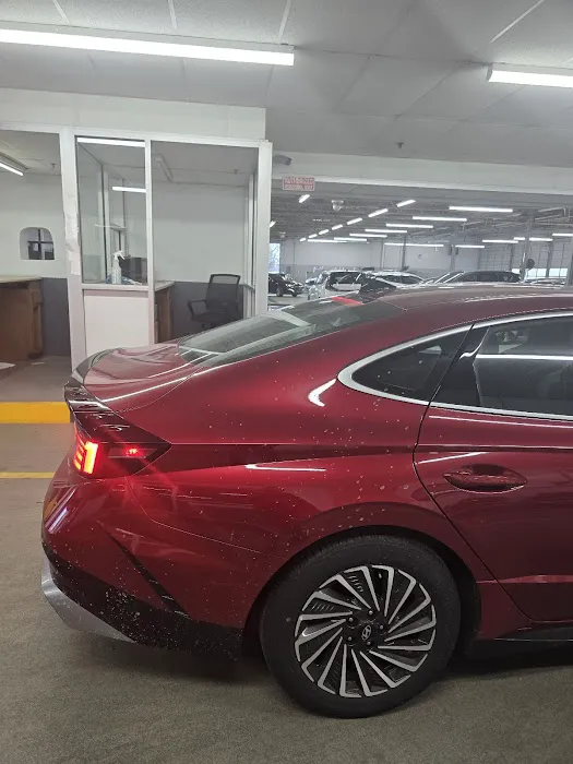 Hertz Car Rental - Landover Hills - East West Lincoln Hle Picture 8