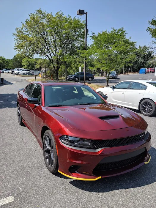Hertz Car Rental - Landover Hills - East West Lincoln Hle Picture 6