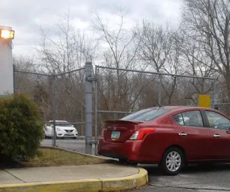 Hertz Car Rental - Groton - Thomas Road
