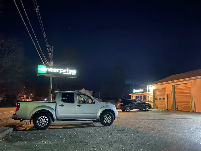 Enterprise Rent-A-Car Picture 3
