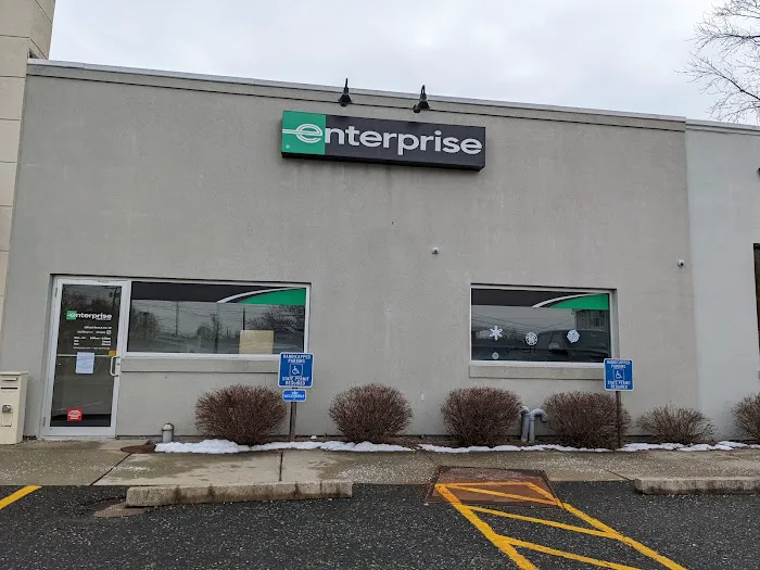 Enterprise Rent-A-Car Picture 3