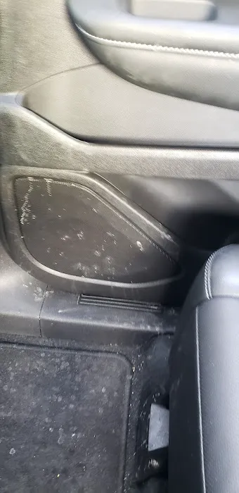 Avis Car Rental Picture 3