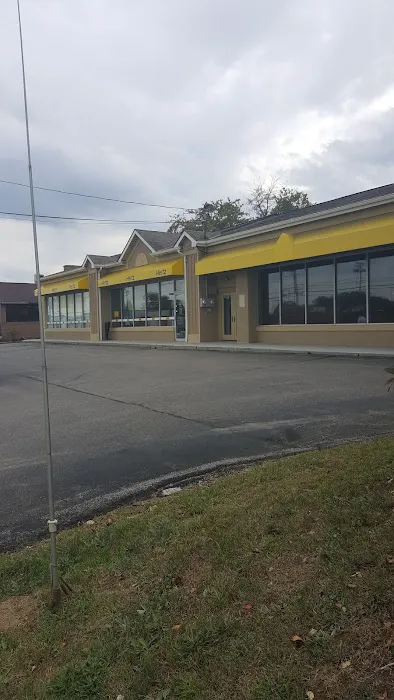 Hertz Car Rental - Wexford - Perry Highway Picture 2