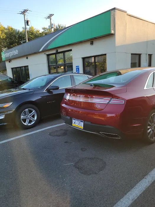 Enterprise Rent-A-Car Picture 2