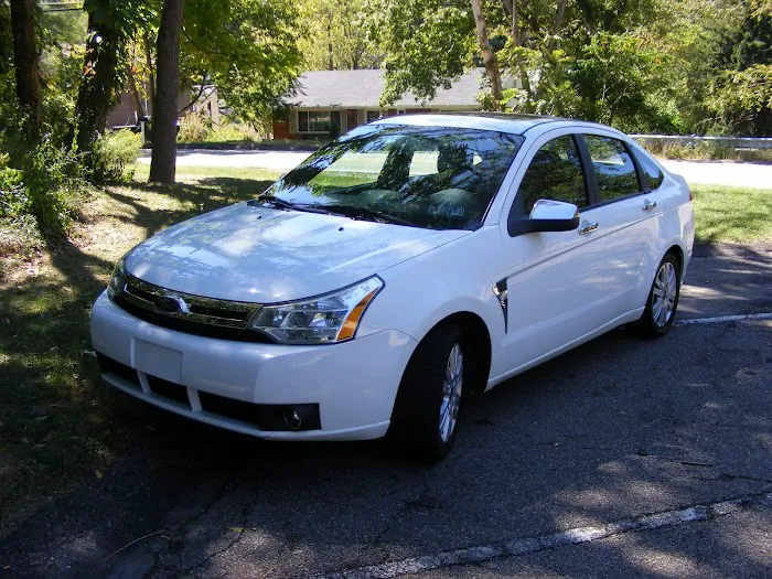 We Rent Cars &Trucks Picture 7