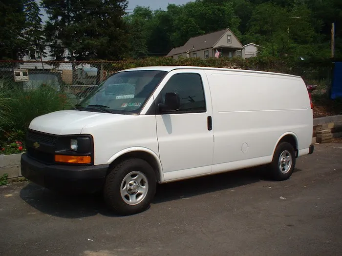 We Rent Cars &Trucks Picture 10