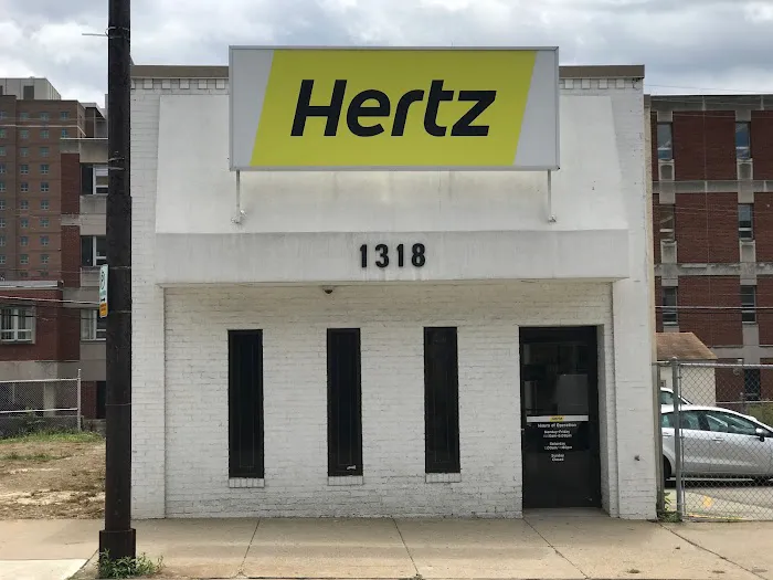 Hertz Car Rental - Pittsburgh - 5th Avenue Picture 1
