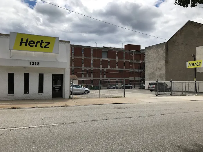 Hertz Car Rental - Pittsburgh - 5th Avenue Picture 3