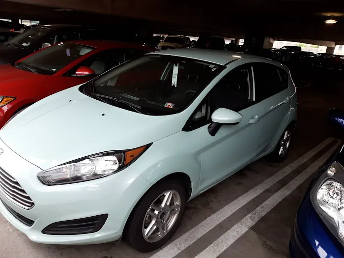 Enterprise Rent-A-Car Picture 6