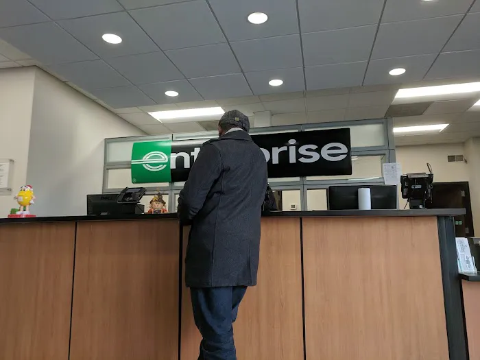 Enterprise Rent-A-Car Picture 1