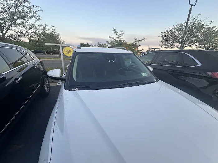Hertz Car Rental - Manassas - Wakeman Hle Picture 5