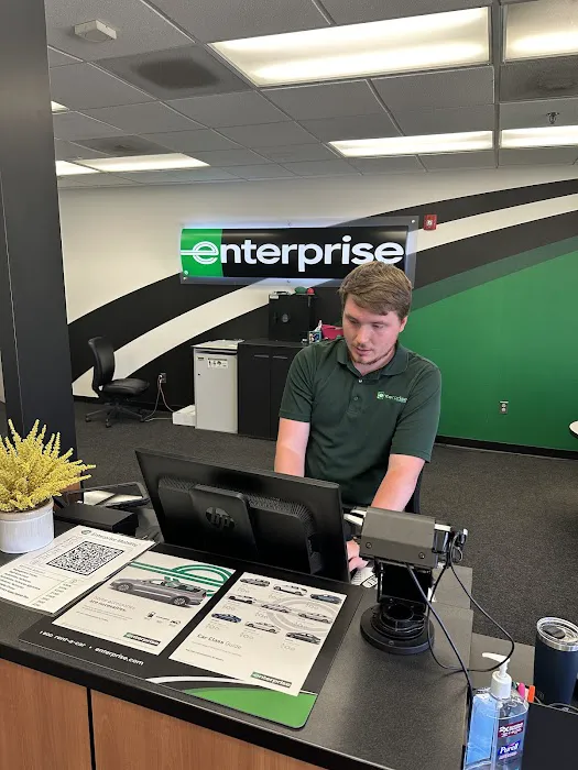 Enterprise Rent-A-Car Picture 4