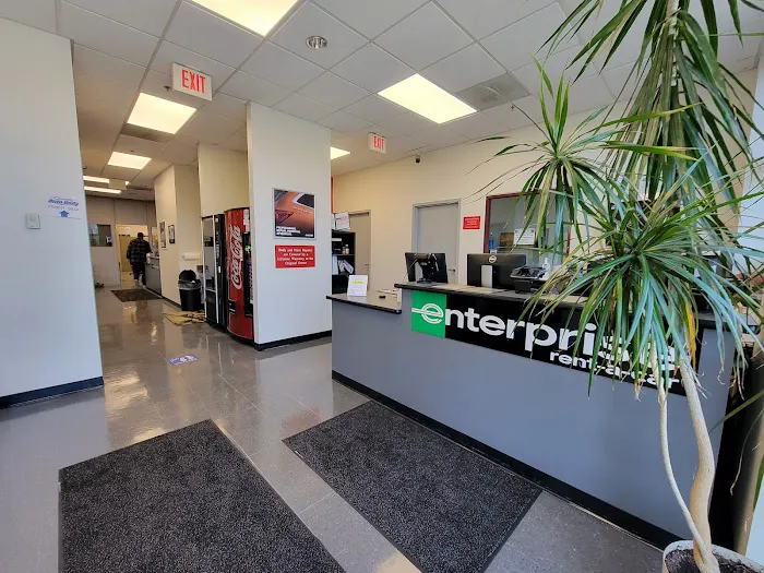 Enterprise Rent-A-Car Picture 3