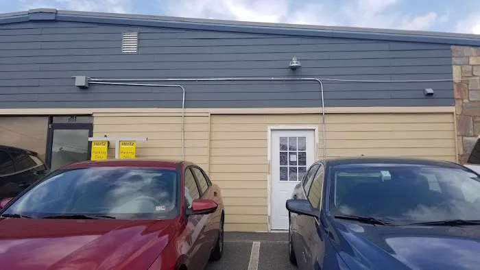 Hertz Car Rental - Fredericksburg - Patriot Highway Picture 2