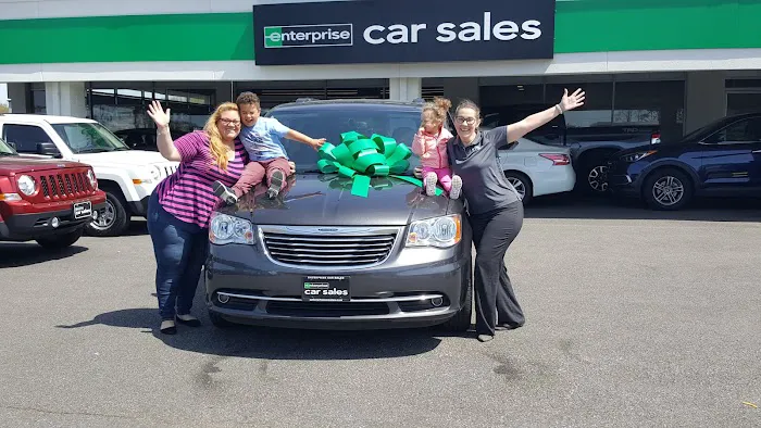 Enterprise Rent-A-Car Picture 2