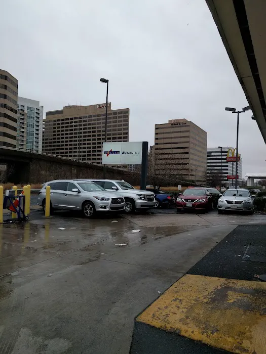 Dollar Car Rental - Washington Dc - Reagan National Airport Picture 5