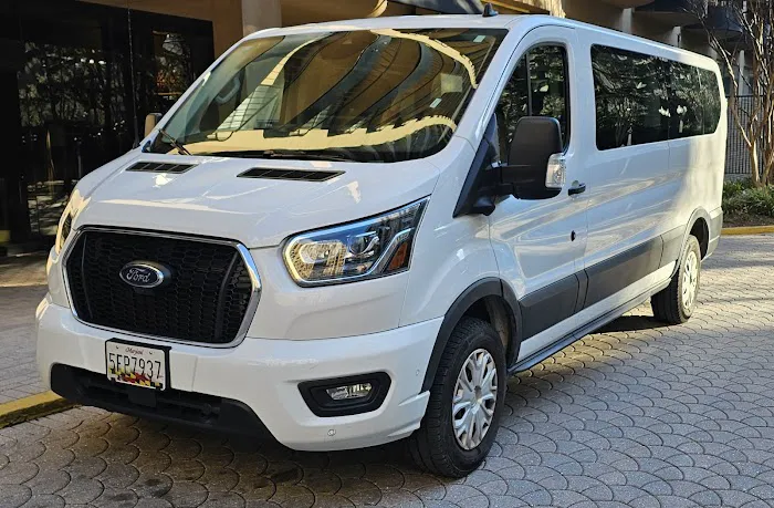 Enterprise Rent-A-Car Picture 2