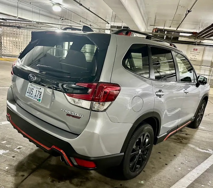Hertz Car Rental - Washington Dc - Ronald Reagan Washington National Airport (DCA) Picture 8