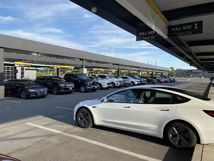 Thrifty Car Rental - Washington Dc - Ronald Reagan National Airport Picture 10