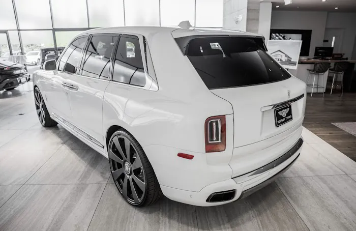 Shaod's & Miracle Exotic Car Rental Picture 7