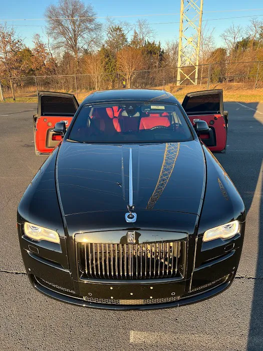 Shaod's & Miracle Exotic Car Rental Picture 4