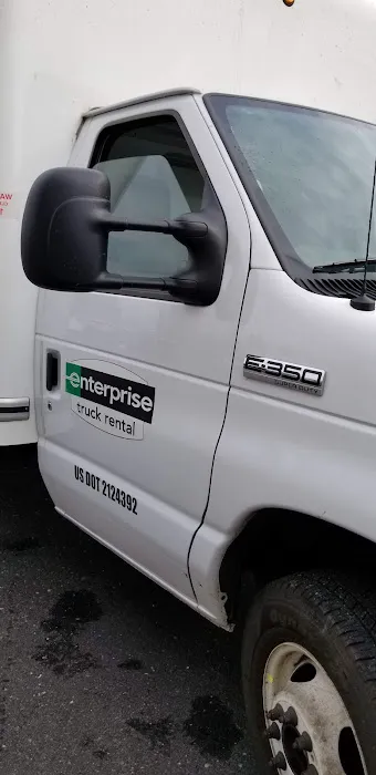Enterprise Rent-A-Car Picture 4