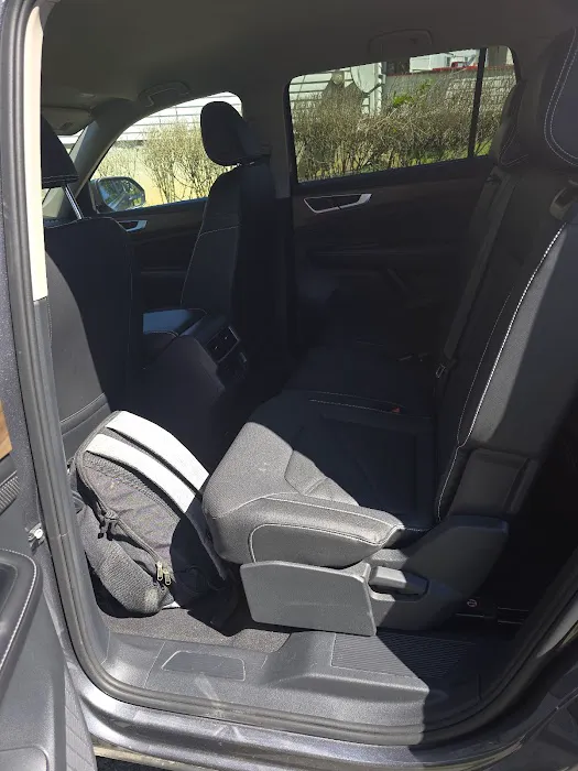 Enterprise Rent-A-Car Picture 4