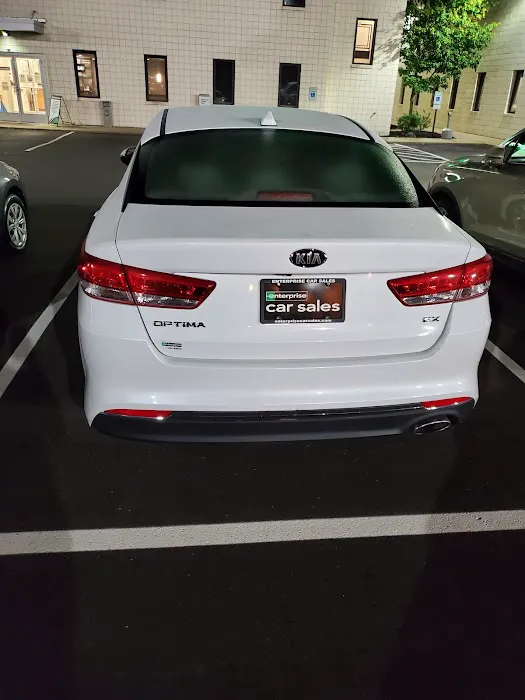 Enterprise Rent-A-Car Picture 5