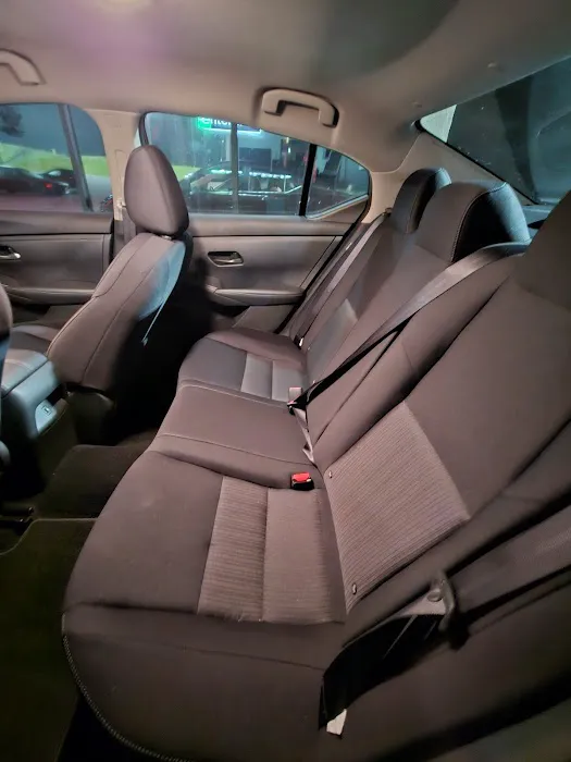 Enterprise Rent-A-Car Picture 4