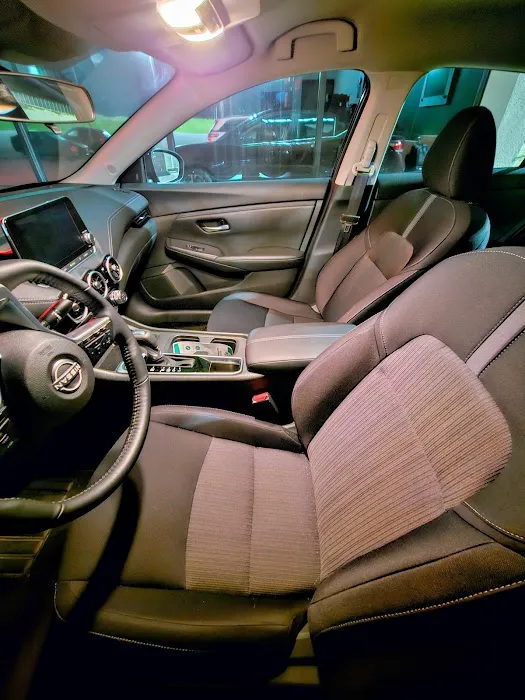 Enterprise Rent-A-Car Picture 1