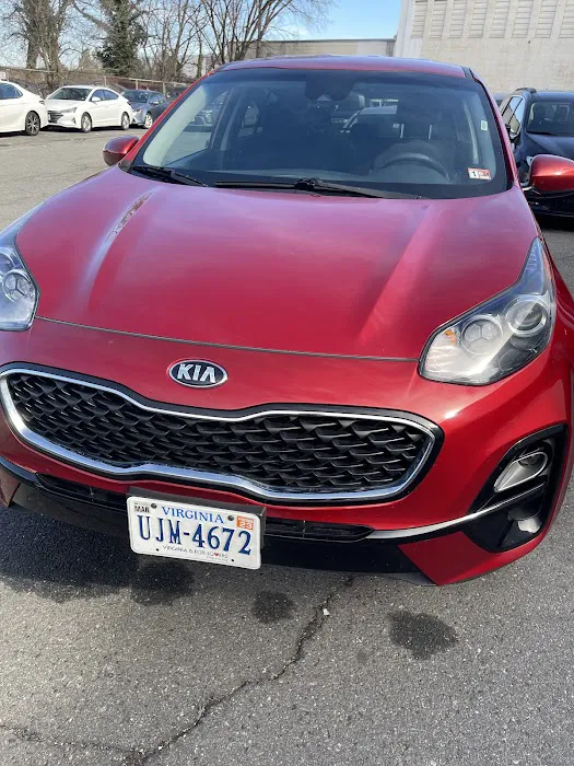 Avis Car Rental Picture 2