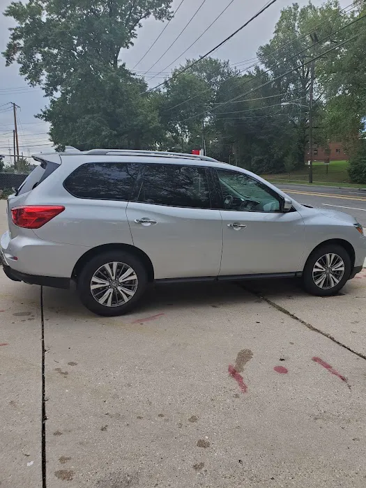 Avis Car Rental Picture 10