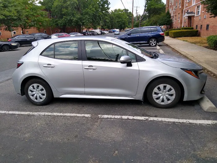 Avis Car Rental Picture 6