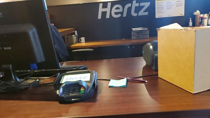 Hertz Car Rental - Fairfax - Courtyard Mariott Fair Oaks Picture 5