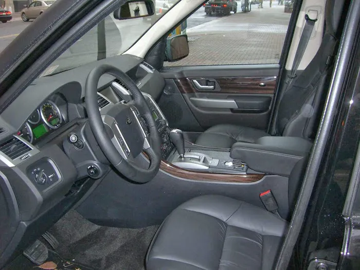 Advance Car Rental Picture 1