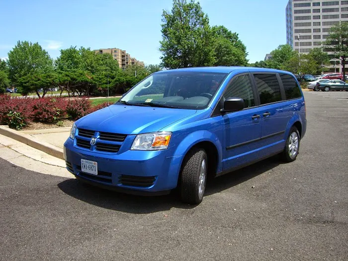 Advance Car Rental Picture 7