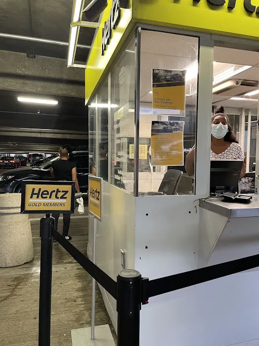 Hertz Car Rental - Washington Dc Union Station - H Street North East Picture 7