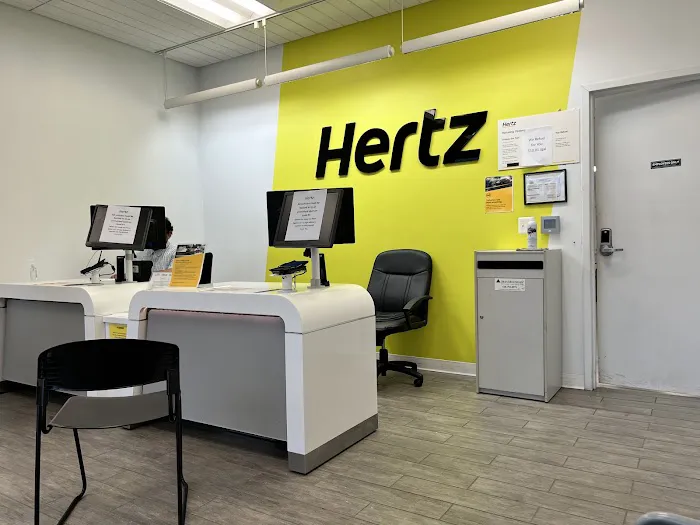 Hertz Car Rental - Falls Church - North Washington Street Picture 2
