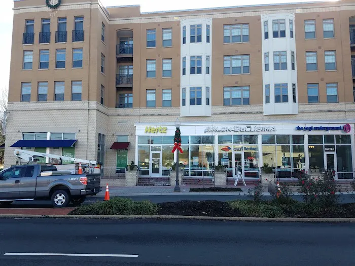 Hertz Car Rental - Falls Church - North Washington Street Picture 6