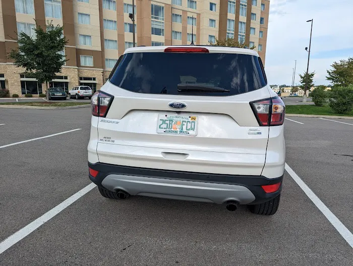 Avis Car Rental Picture 7