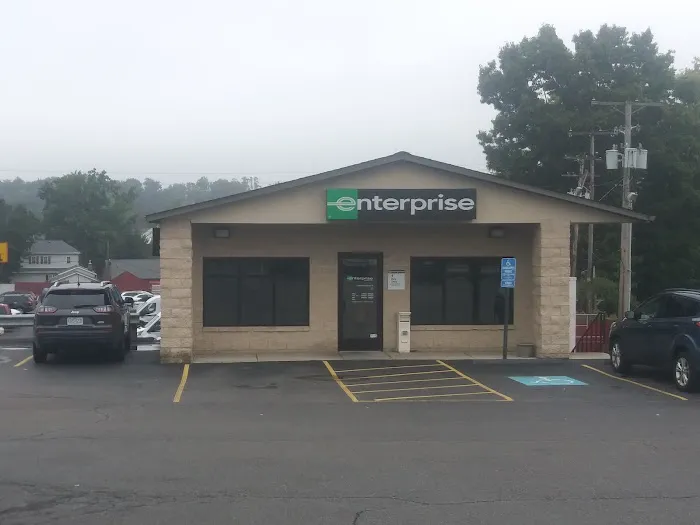 Enterprise Rent-A-Car Picture 9