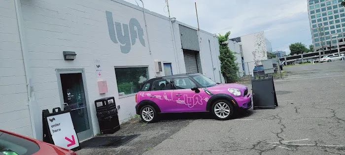 Flexdrive Car Rental Picture 3
