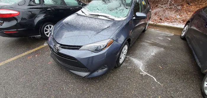 Hertz Car Rental - Charlottesville Hle Picture 5
